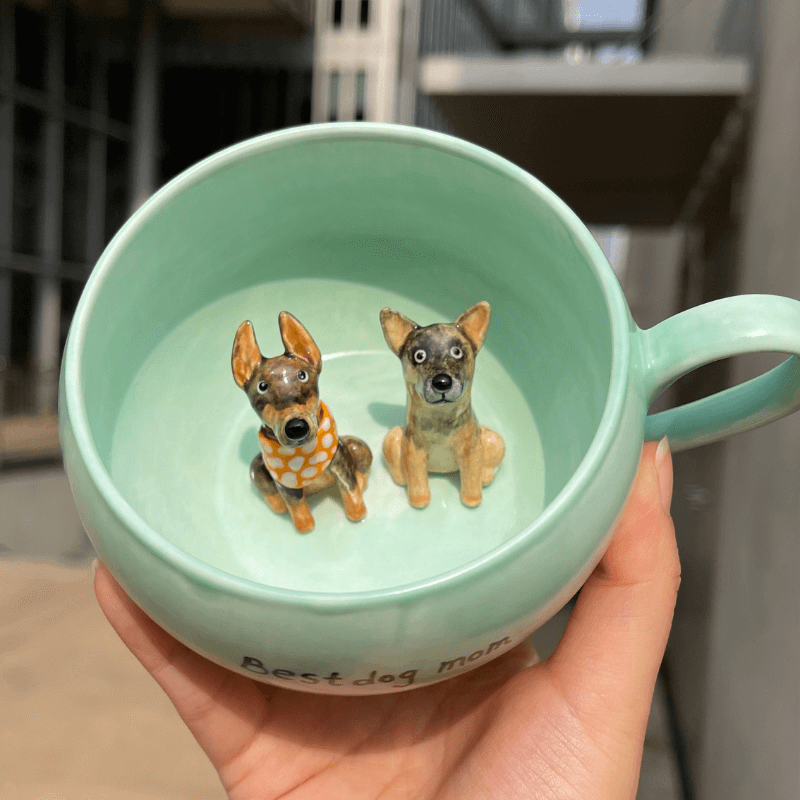 Handgemachte individuelle Haustierfigur in Keramiktasse - Deutscher Schäferhund