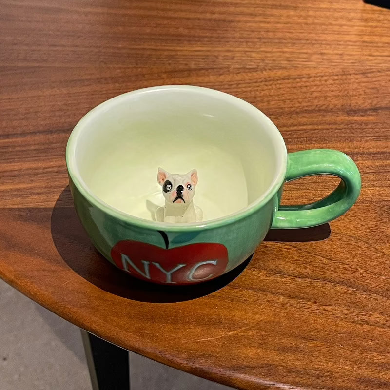 Handgefertigte Keramiktasse mit individueller Haustierfigur – ästhetisch
