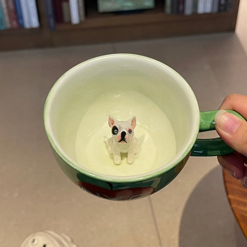 Handgefertigte Keramiktasse mit individueller Haustierfigur – ästhetisch