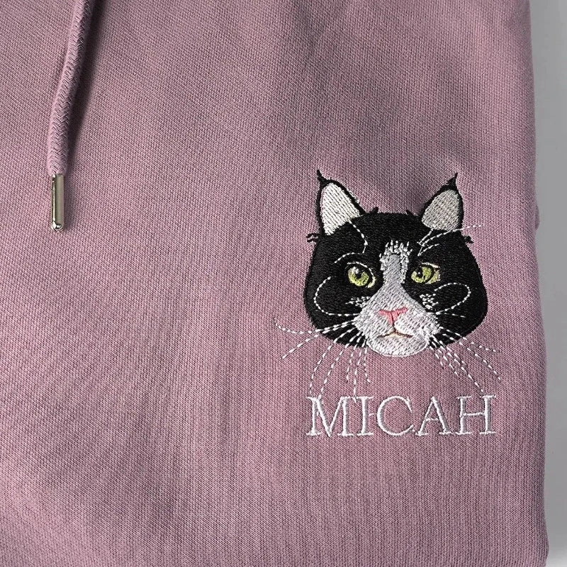 Benutzerdefinierter bestickter Kapuzenpullover mit Haustierportrait
