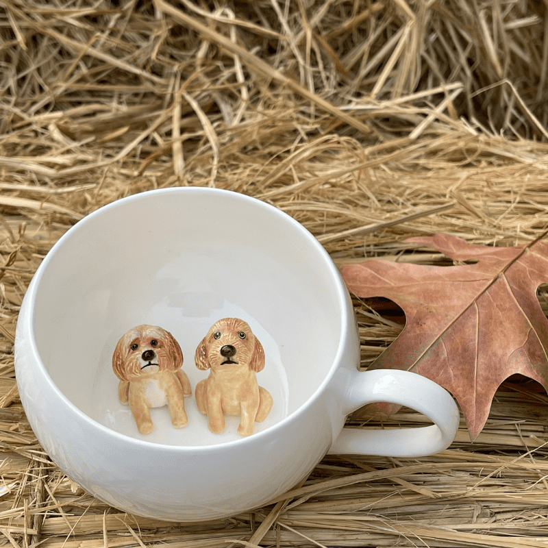 Figurine d’animal de compagnie personnalisée faite à la main à l’intérieur d’une tasse en céramique-Teddy 