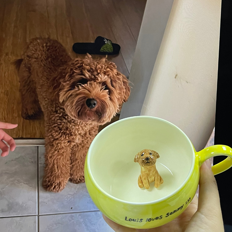 Figurine d’animal de compagnie personnalisée faite à la main à l’intérieur d’une tasse en céramique-Teddy 