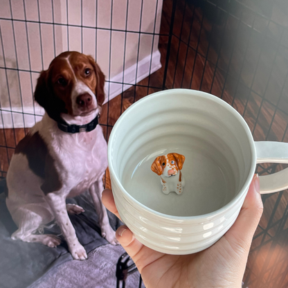 Figurine d’animal de compagnie personnalisée faite à la main à l’intérieur d’une tasse en céramique-Labrador 